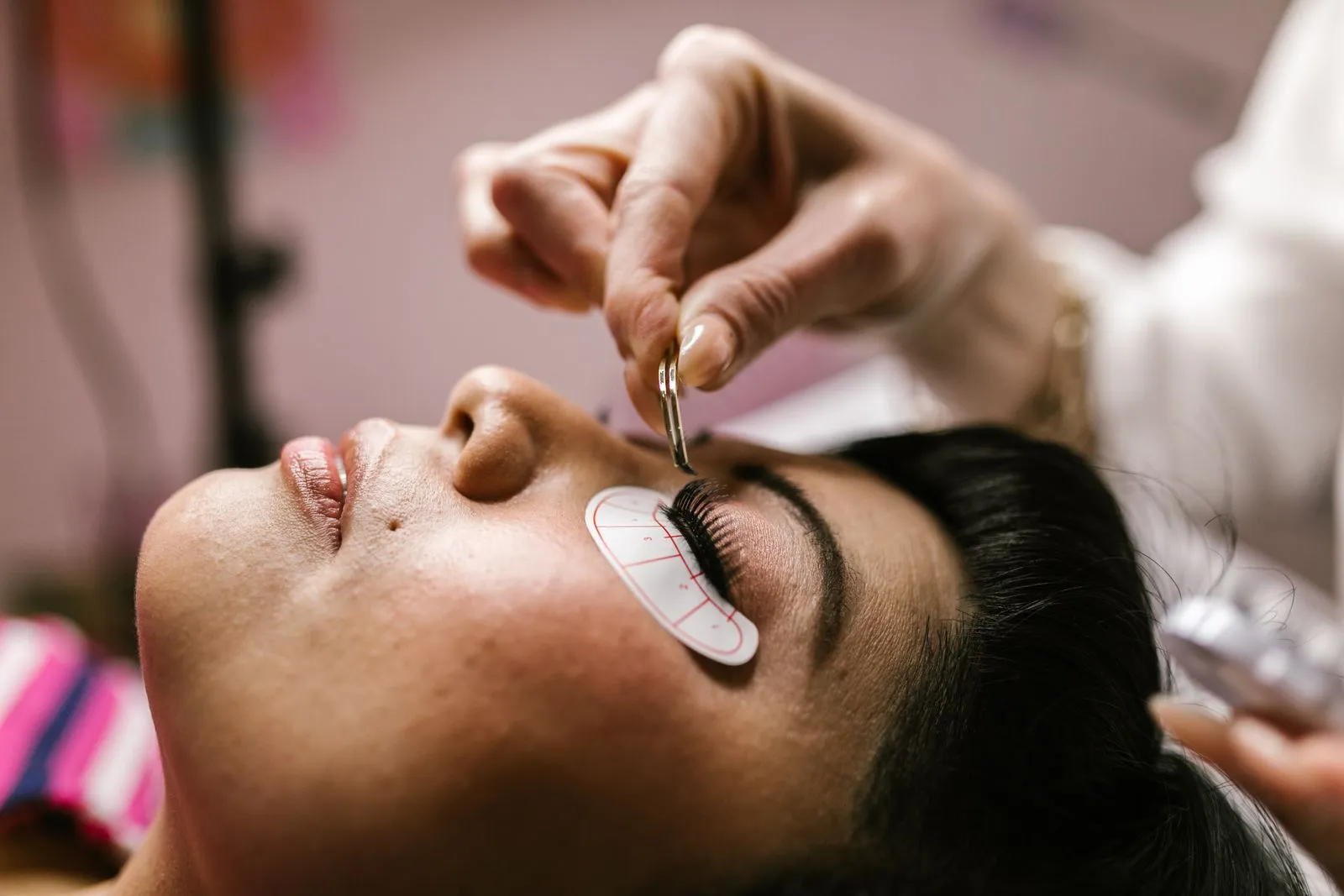 How to Prepare for a Volume Lash Appointment